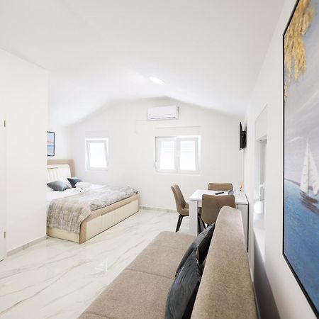Premium Rooms Prince Zadar Bagian luar foto