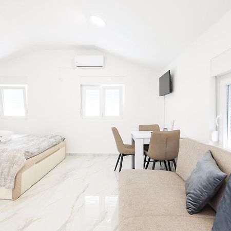 Premium Rooms Prince Zadar Bagian luar foto