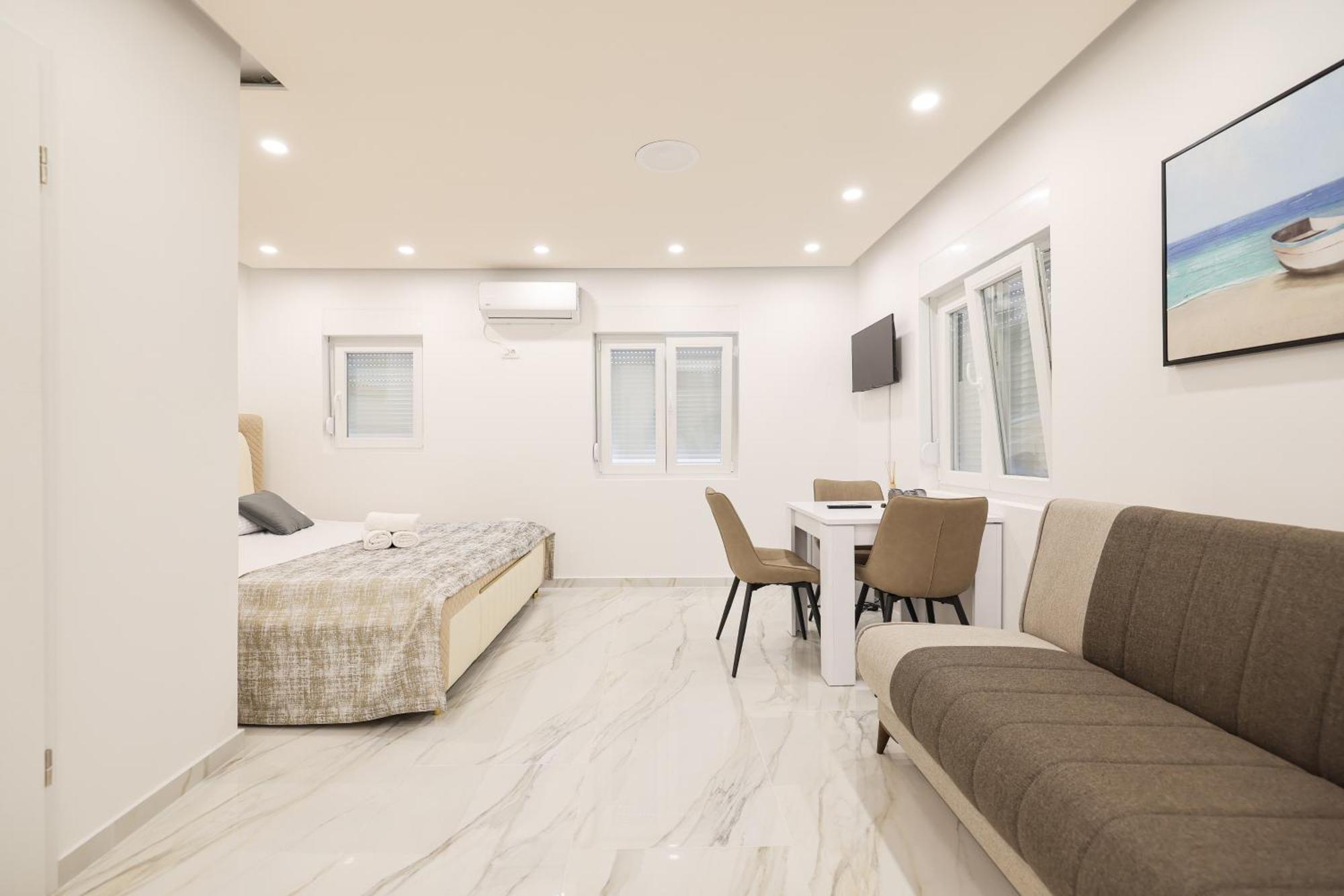 Premium Rooms Prince Zadar Bagian luar foto