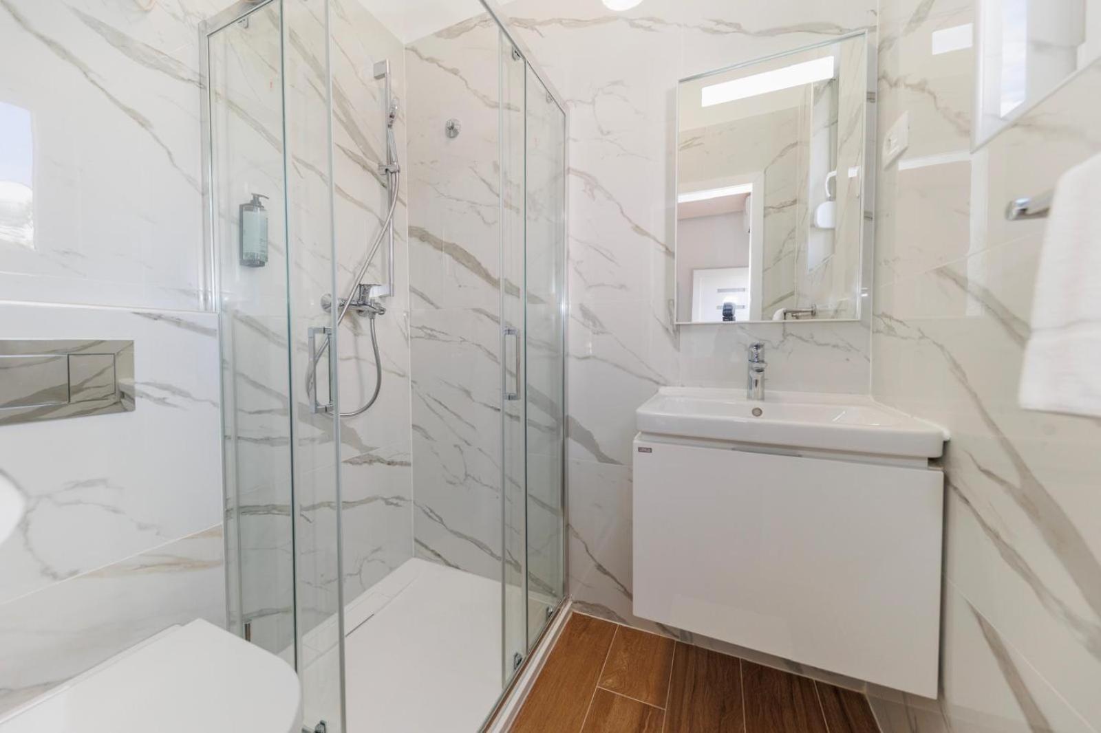 Premium Rooms Prince Zadar Bagian luar foto